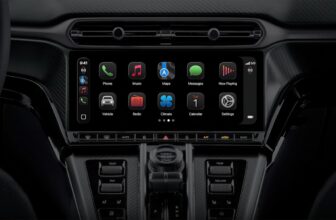 iOS 26 will fit CarPlay to better match the shape of your car’s screen