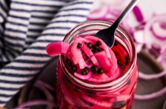 How to Make Pickled Red Onions