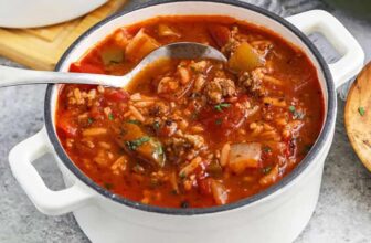 Cozy Stuffed Pepper Soup, Made Easy!
